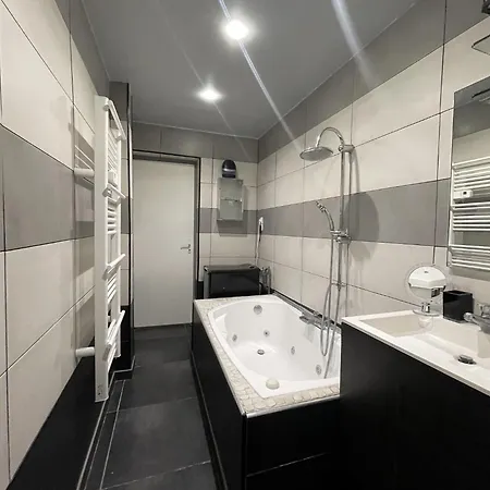 Appartamento Spacieux T3 Place Comedie Gare Saint Roch Montpellier